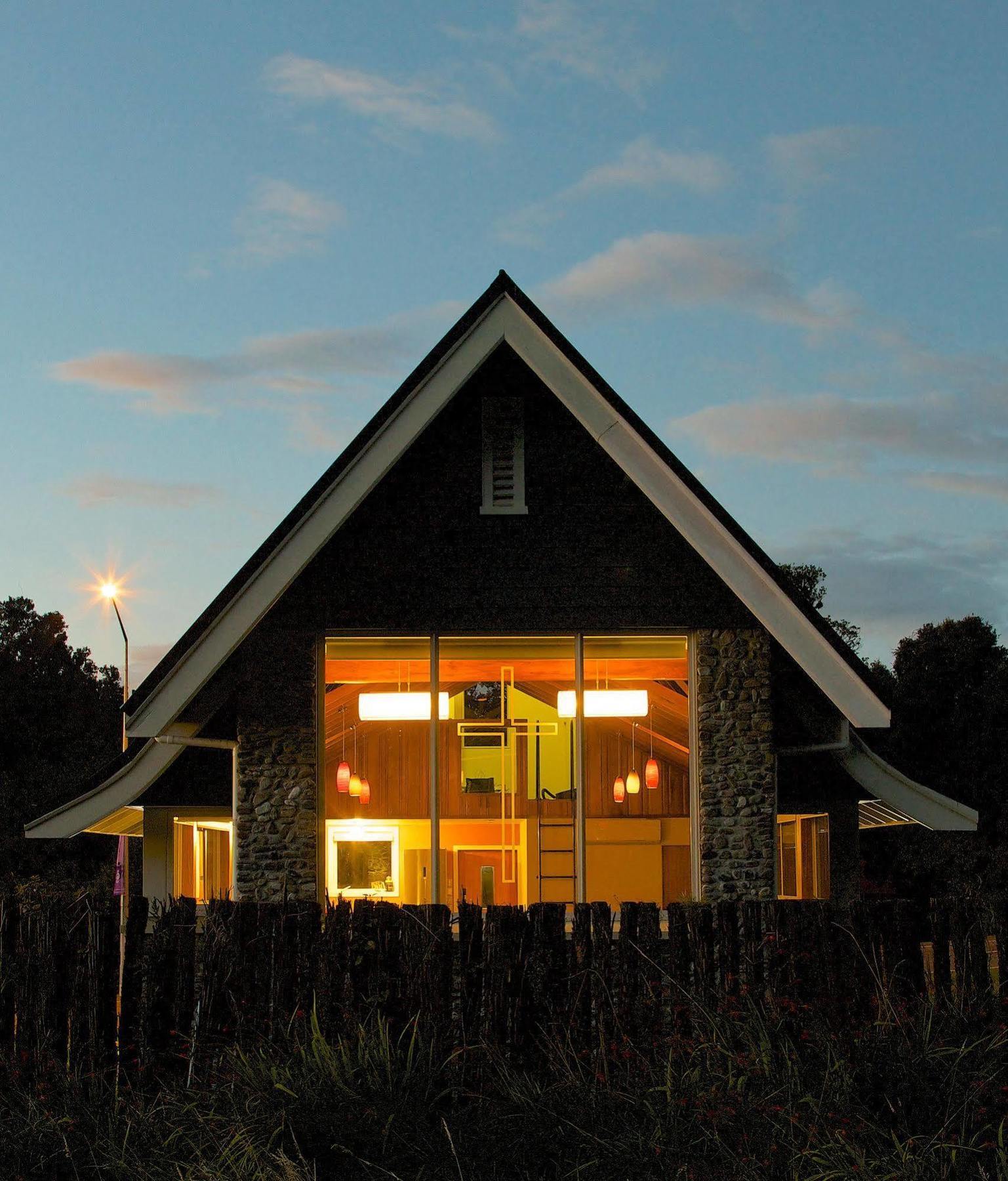The Church At Fox Fox Glacier Bagian luar foto